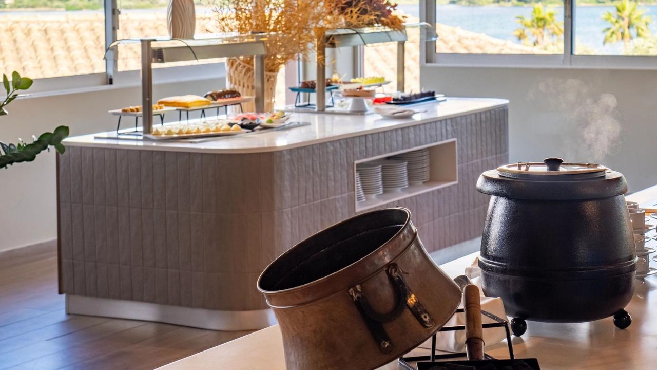 World Cafe  Dreams Corfu Resort & Spa Corfú World Cafe  Dreams Corfu Resort & Spa Corfú